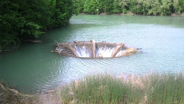 Locul aceasta este in Romania! Uite ce ascunde de fapt: &quot;Este un colt de rai&quot;