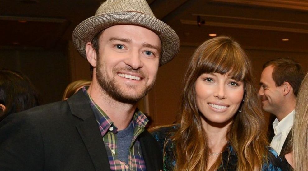 Si-a mostenit parintii! Vezi cum arata baietelul lui Justin Timberlake cu Jessica Biel dar si pe cei doi, in copilarie