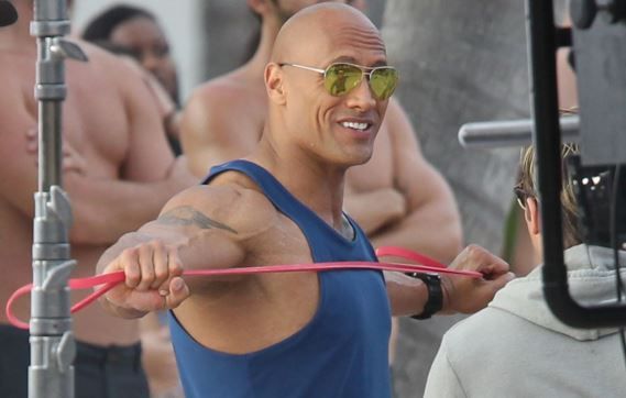 Dwayne The Rock Johnson, imagini de colectie. Cum arata muschii actorului in ultimele fotografii