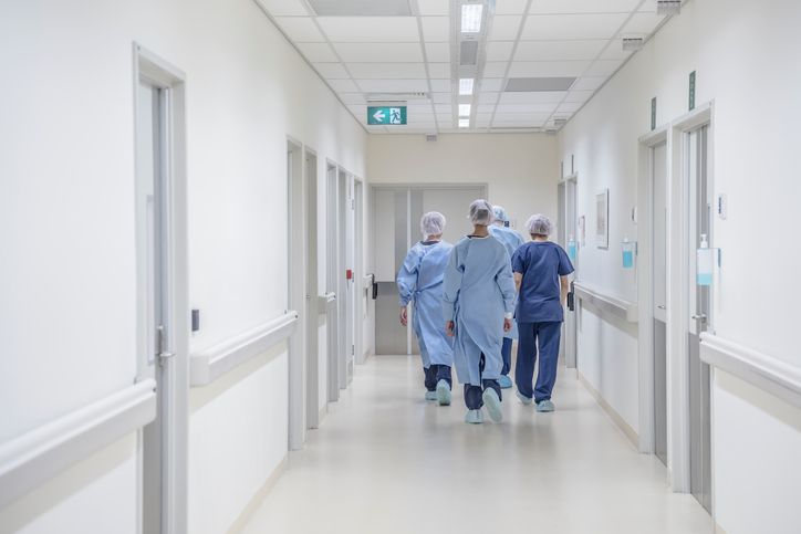 
	Doua femei au primit o sansa la viata, gratie unui transplant de rinichi. Interventia chirurgicala a avut loc la Cluj
