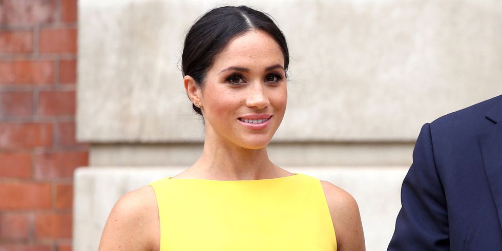 
	Secretul lui Meghan Markle a fost dezvăluit. Ce truc folosește pentru a fi mereu sexy în fața camerelor foto&nbsp;
