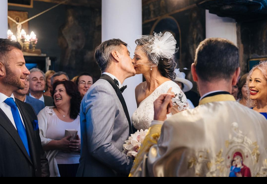 
	VIDEO Roxana Ciuhulescu, nuntă și botez în aceeași zi. Imagini superbe
