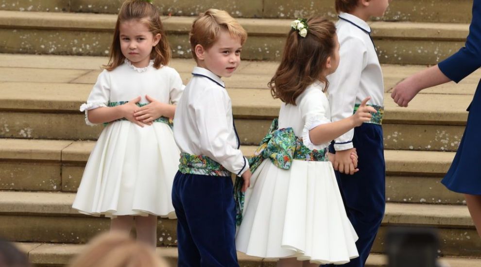 
	Ce drăguţi sunt! Charlotte şi George, copiii lui Kate şi ai lui William, în prim plan la nunta prinţesei Eugenie
