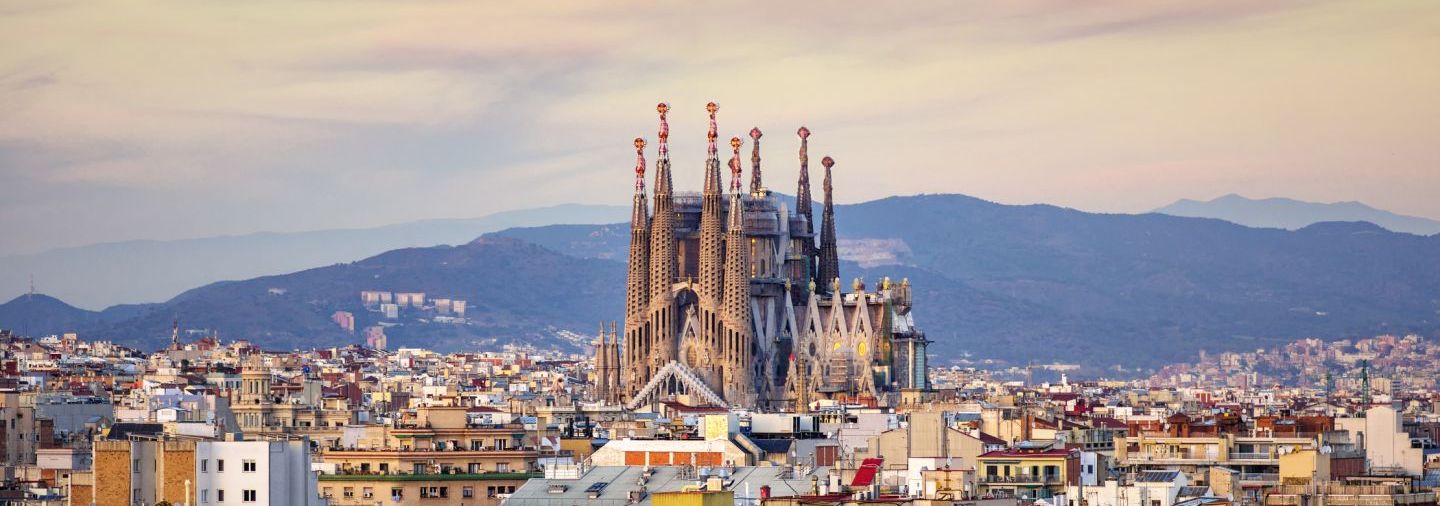 
	VIDEO Barcelona, orașul de vis al spaniolilor. De ce trebuie neapărat să-l vizitezi?
