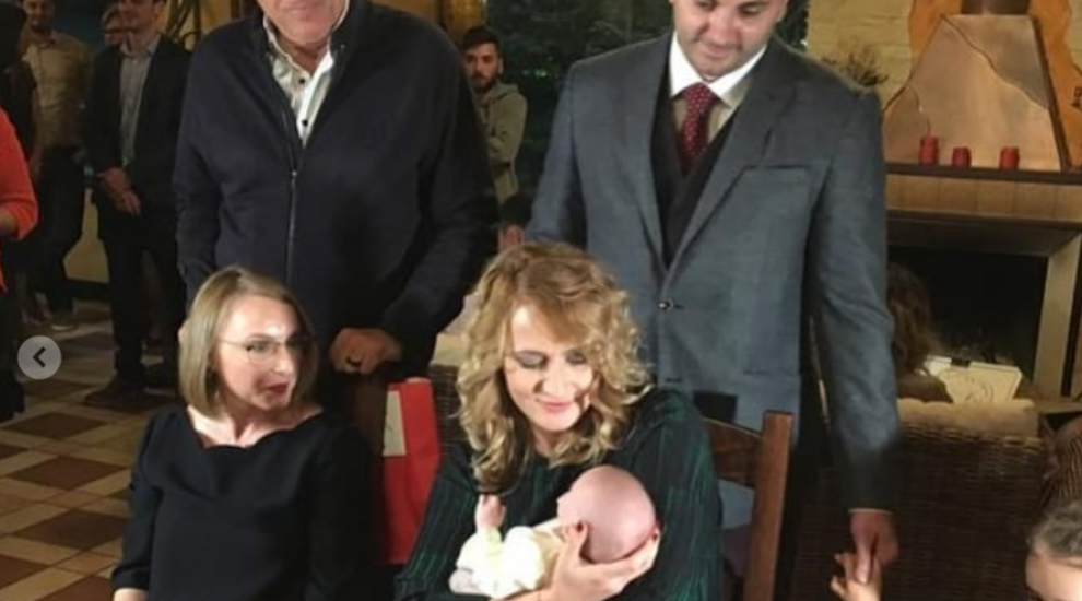 
	VIDEO Camelia Potec și-a botezat fetița
