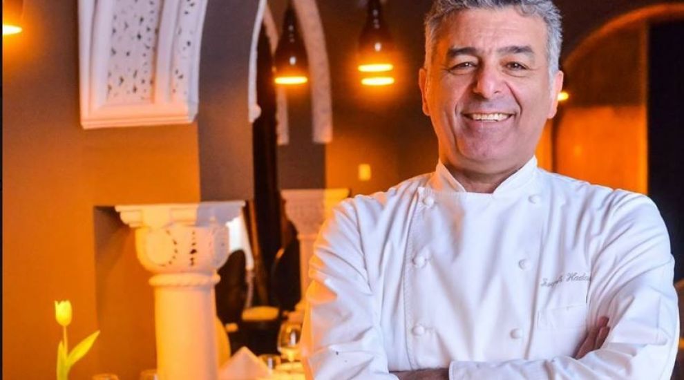 
	VIDEO Chef Hadad ia la control frigiderul Andreei Raicu
