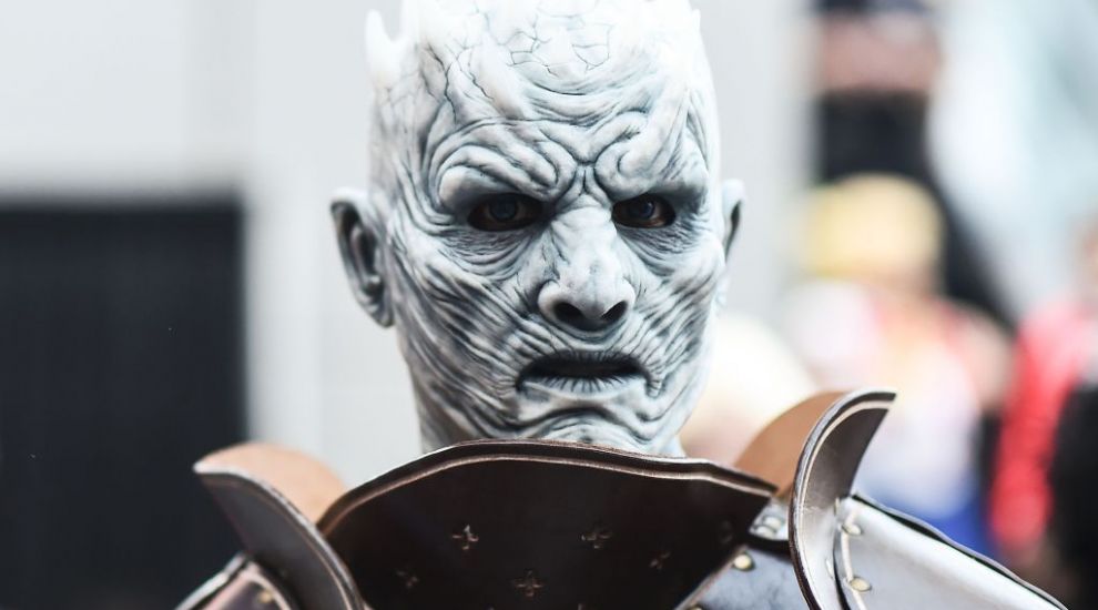 
	Mai e puţin şi vine în România Night King, personajul care îţi dă fiori în &quot;Game of Thrones&quot;
