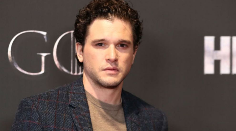 
	Kit Harington, văzut pentru prima dată în public de la internarea în clinica de dezintoxicare
