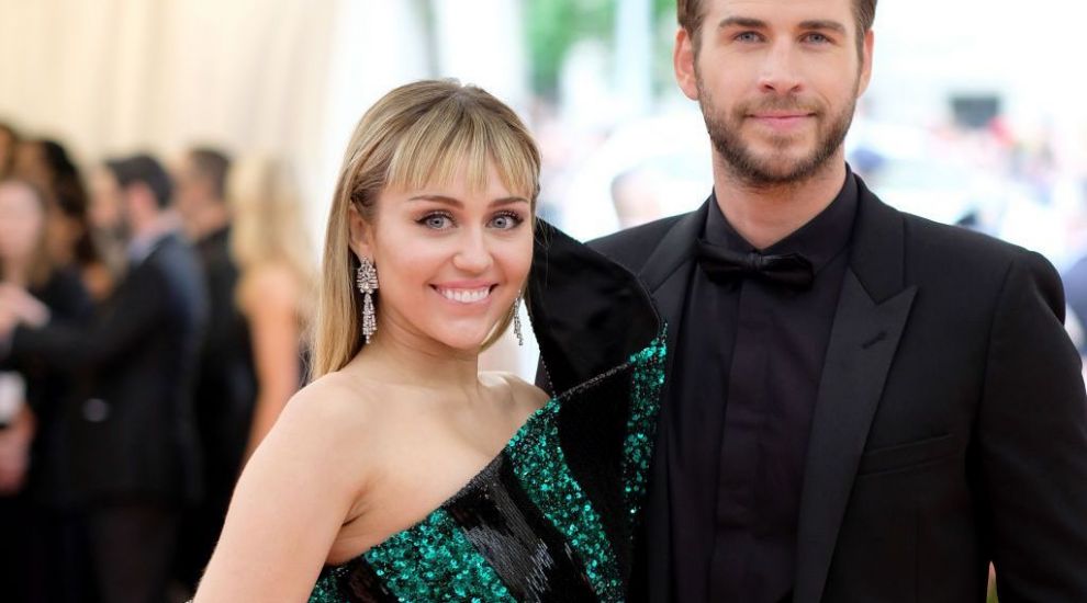 
	Ce spune Miley Cyrus despre despărțirea de Liam Hemsworth. Reacția vedetei pe Twitter
