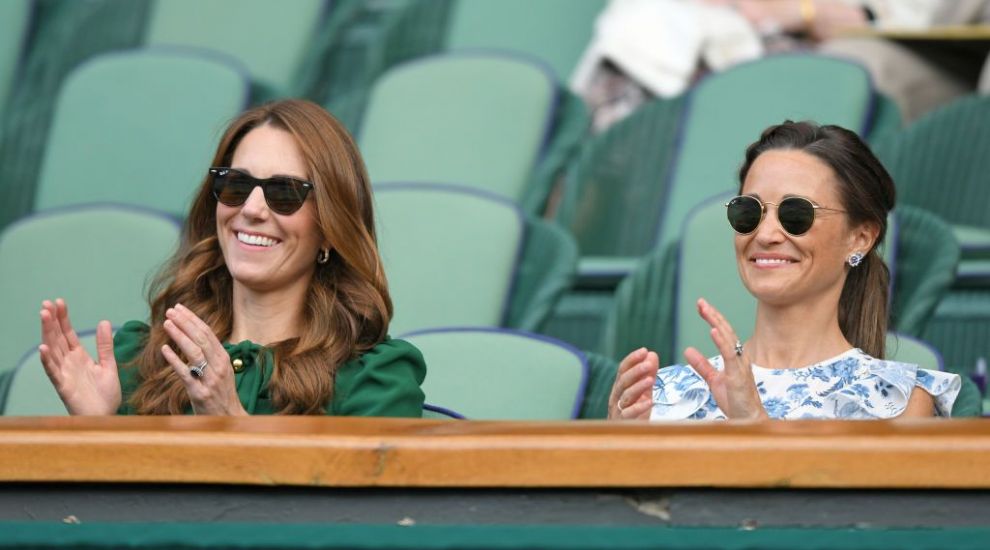 
	Mesajul Palatului Regal al Marii Britanii pentru Simona Halep. Vezi și ce i-a spus Kate Middleton personal
