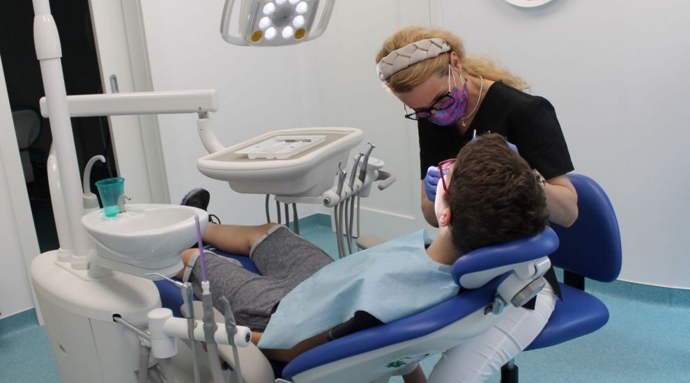 Cauzele durerilor de dinți la copii. Cum se tratează durerile de erupție și cariile de biberon