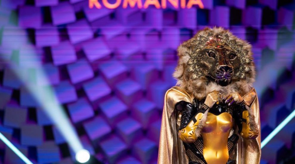 
	Leoaica și-a dat masca jos. Cine este vedeta care s-a aflat sub costum la Masked Singer România
