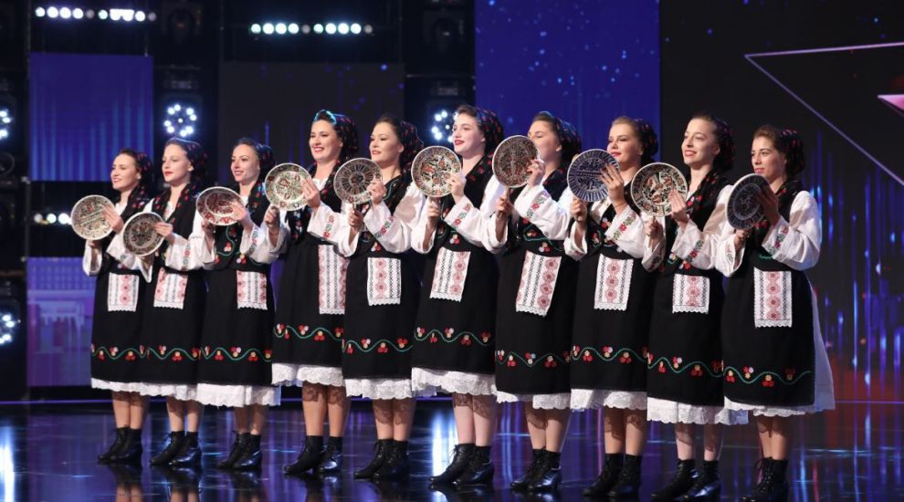 
	Românii au talent 2021: Brigada BUM a îmbinat folclorul cu satira și a adus veselie în platou

