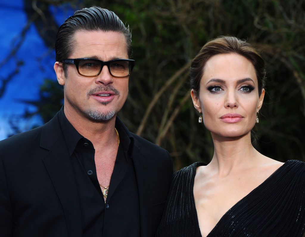 
	Angelina Jolie și Brad Pitt, în război pentru castelul Miraval, din Franța
