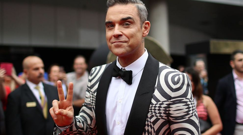 
	Robbie Williams suferă de un sindrom bizar. Ce face artistul când doarme?
