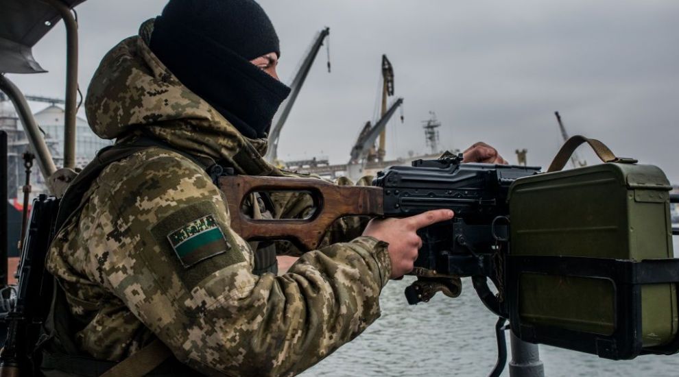 
	Un militar ucrainean a dezvăluit care este salariul său lunar
