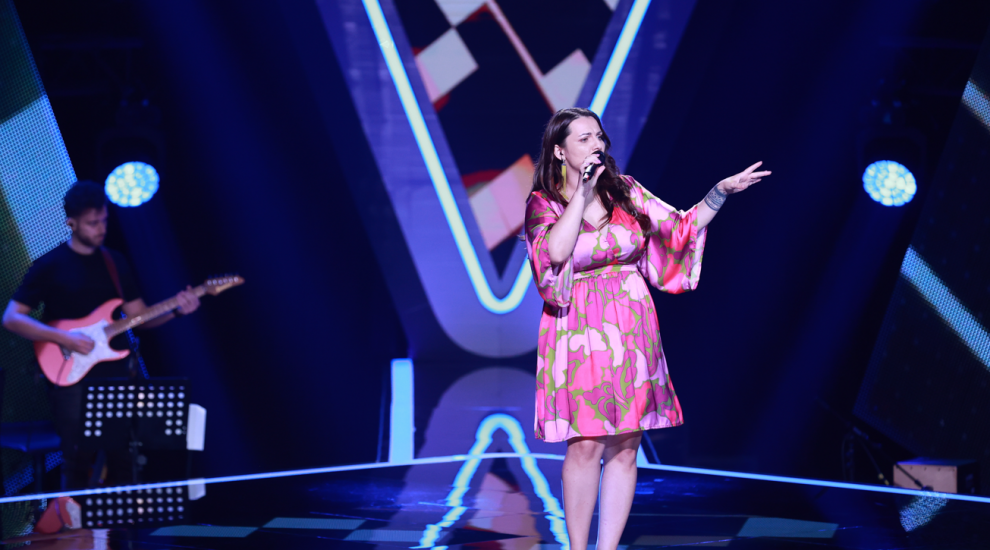 
	Vocea României, sezonul 10: Alexandrina Vlad, moment spectaculos pe scenă cu piesa &bdquo;Love Is A Lie&rdquo;
