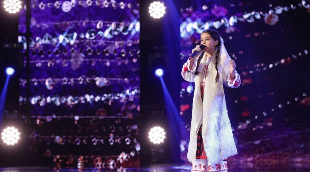 
	Românii au talent 2023: Daria Mușat a ridicat publicul în picioare cu timbrul ei special: La 10 ani să cânți Lie ciocârlie
