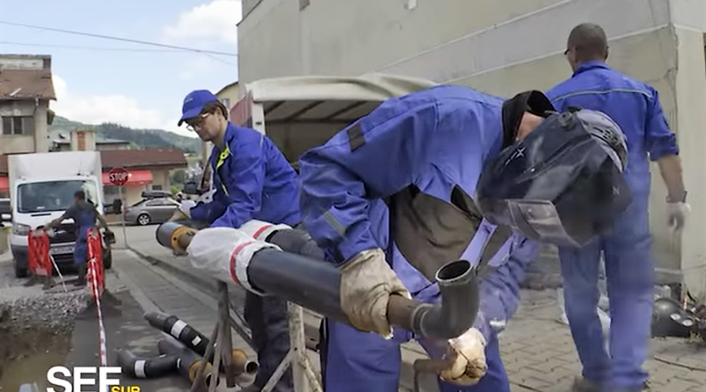 Șef sub acoperire 4 mai | VIDEO Vlad Iftime e ucenic de instalator. Ce nu s-a văzut la TV