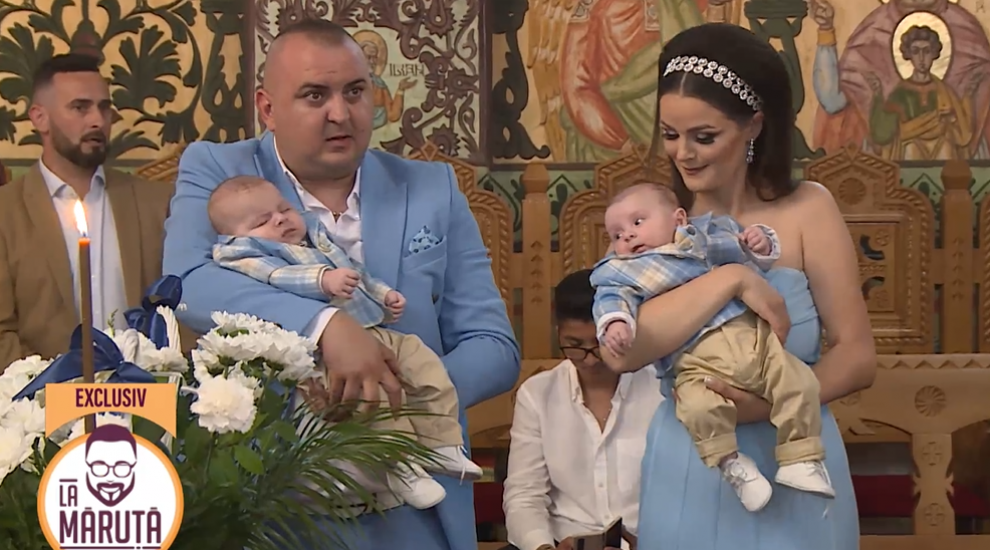 
	Vasilică Ceterașu, copleșit de emoții la botezul gemenilor săi. Imagini de la petrecerea fabuloasă
