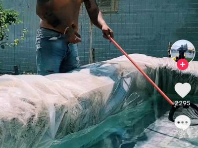 PRO TV – Ha creato la sua piscina con balle di fieno ed è diventato una star di TikTok: “Dorian Popa muore per dispetto”